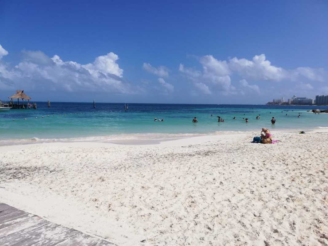 Playa Tortugas Cancun Beach: The Beach of the locals » Daniel Orrante